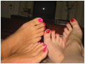 Pink and red toes